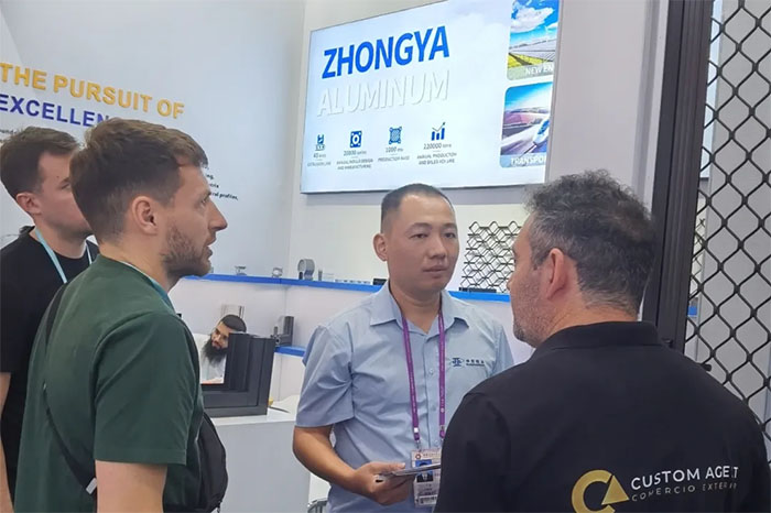 1730361912248766.jpg 廣州廣交會中亞鋁業(yè)