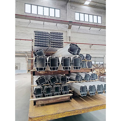 1735268248531873.jpg 鋁型材擠壓廠家